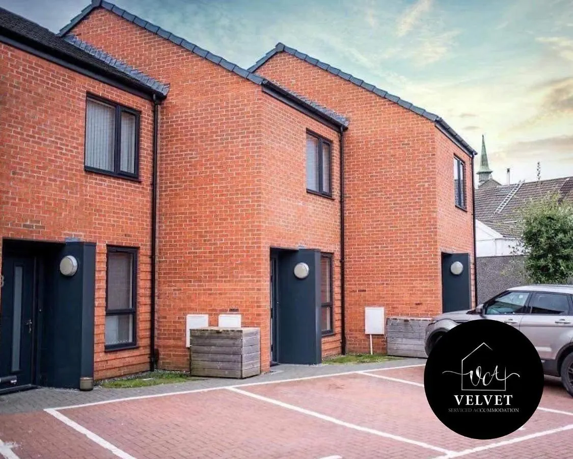 Guest house 1 Bed House At Velvet Serviced Accommodation Swansea With Free Parking & Wifi - Sa1 United Kingdom